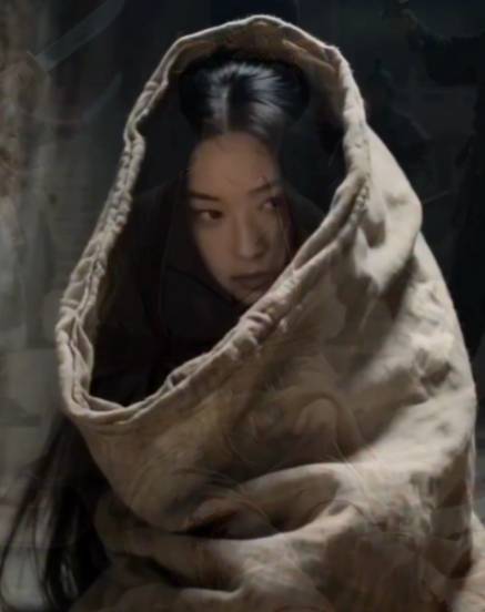 戚夫人“人彘”之刑下的生存之谜：医疗技术与权力暴力的双重作用