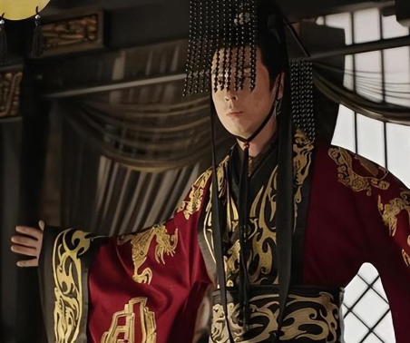 帝业传承中的能力博弈:曹丕与曹睿的治国密码