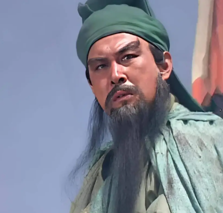 荆州烽火映忠魂:关羽败亡背后的战略困局与人性博弈