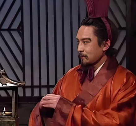 隐形的权杖：为何“军师祭酒”才是曹操给郭嘉最狠的封赏