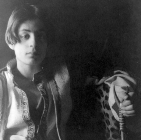 纪哈·纪伯伦:文学星空中永恒的东方先知