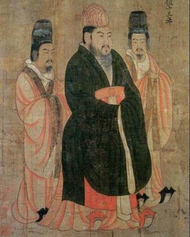 杨广即位后，在外交与宗教方面有哪些作为与成就？