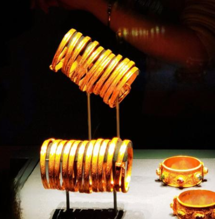 拨开迷雾:探寻“金钏”的准确读音