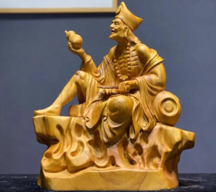 济公与降龙罗汉：一段跨越神话与现实的传奇