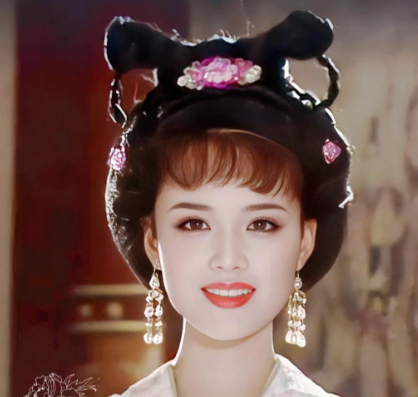 上官婉儿以笔为刃，执掌文墨绘盛唐华章