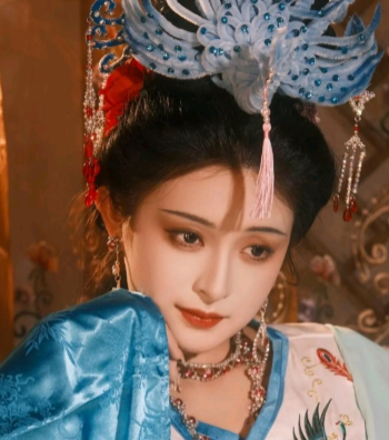 病榻拒君颜：李夫人以绝色执念，护全家族余生