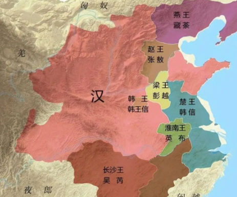 削藩风云:汉景帝的抉择与七国之乱的爆发
