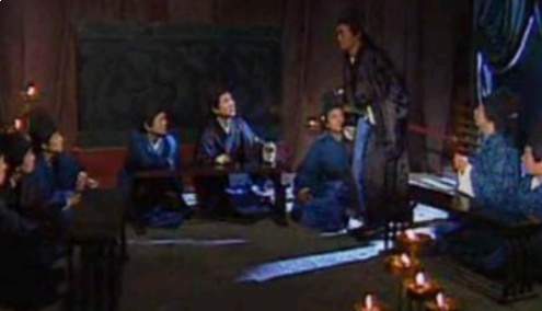 十常侍之乱:宦官何以能操弄皇权,掌控废立?