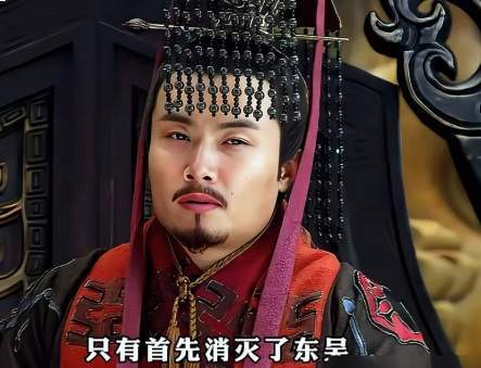 曹丕代汉与三国时代的开启
