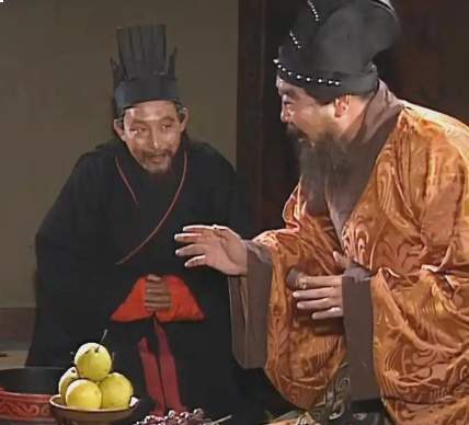 长安定乱除凶暴:王允合谋吕布诛董卓