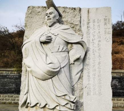 郑庄公以阵抗王的春秋秩序之变